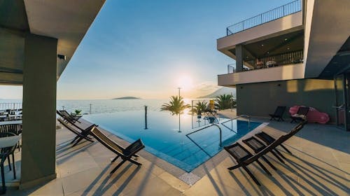 Morenia All Inclusive Resort - All inclusive ljeto s animacijom, Podaca, Makarska rivijera, Dalmacija, Hrvatska - 2.072 EUR - 7x noćenje u Standard sobi s balkonom (strana more) za 2 osobe (1 dijete do 7,99 godina u krevetu s roditeljima besplatno), All inclusive