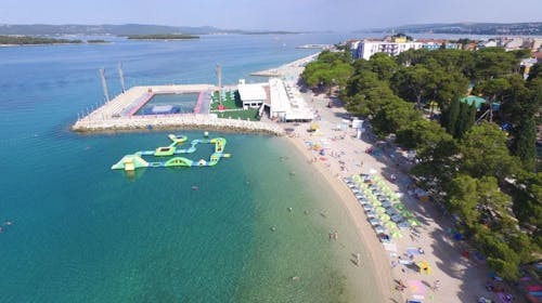 Ilirija Resort - Hotel Adriatic - Zabavno ljeto s punim pansionom, Biograd na Moru, Dalmacija, Hrvatska - 1.719 EUR - 7x noćenje u dvokrevetnoj Comfort sobi za 2 osobe (1 dijete do 12 godina i 1 dijete do 7 godina besplatno), Puni pansion