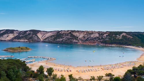 San Marino Resort - Hotel Lopar - Ljeto na Rabu za velike obitelji - Posebna akcija, Lopar, Rab, Hrvatska - 2.387 EUR - 7x noćenje u "junior suite za 2+3" za do 5 odraslih osoba, Smještaj u Lopar Family Hotelu