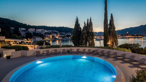 Aminess Liburna Hotel - Obiteljsko ljeto na Korčuli, Korčula, Dalmacija, Hrvatska - 1.838 EUR - 7x noćenje u dvokrevetnoj Superior sobi s balkonom za 2 osobe (1 dijete do 9,99 godina besplatno), Polupansion