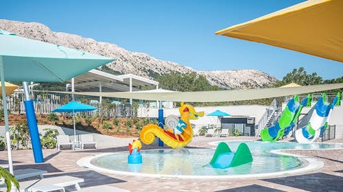 Valamar Camping Baška - Ljetni odmor na Krku s bazenima i animacijom, Baška, otok Krk, Hrvatska - 451 EUR - 2x noćenje u Marena home mobilnoj kućici za 6 osoba (4 odrasle osobe i 2 djece do 15,99 godina), Korištenje vanjskog activity bazena i dječjeg vodenog parka