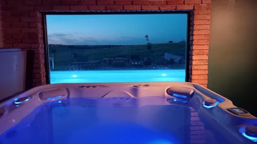 Nagypince Borhotel Wine & Spa - Romantičan odmor, Böhönye, Mađarska - 113 EUR - 2x noćenje u dvokrevetnoj Standard sobi za 2 osobe, Polupansion