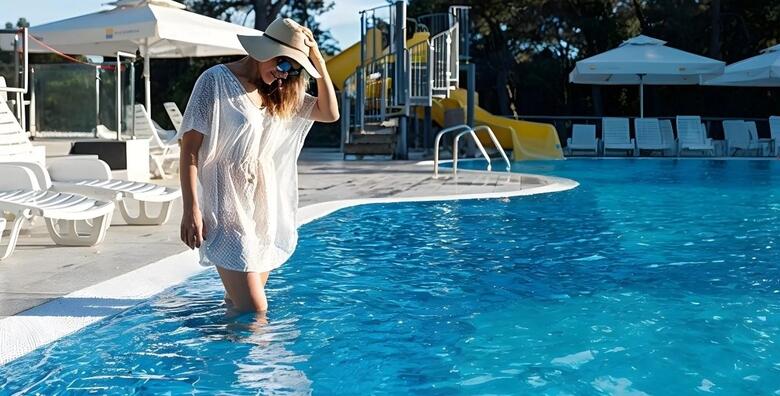 POSEBNA PONUDA! Hotel Adria 4*, Biograd na moru - ljetovanje od 3 ili 4 noćenja s ALL INCLUSIVE za 2 ili 4 odrasle osobe i do 3 djece uz korištenje bazena